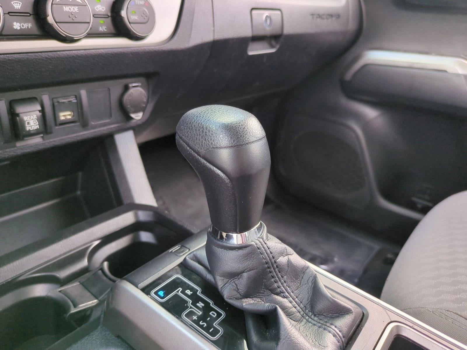 2022 Toyota Tacoma 2WD 2WD SR5 Double Cab 5' Bed V6 AT (GS)