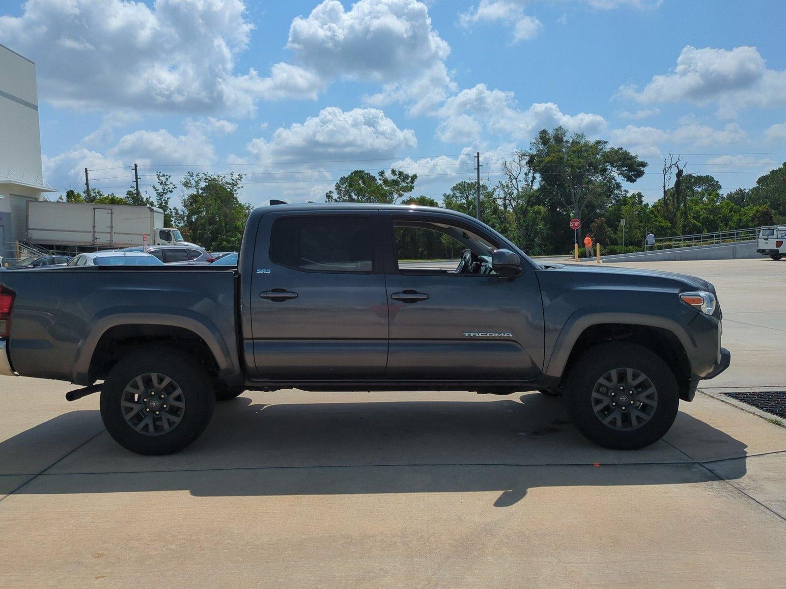 2023 Toyota Tacoma 2WD 2WD SR5 Double Cab 5' Bed V6 AT (GS)