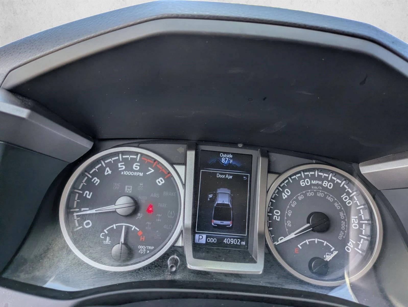 2022 Toyota Tacoma 2WD 2WD SR5 Double Cab 5' Bed V6 AT (GS)