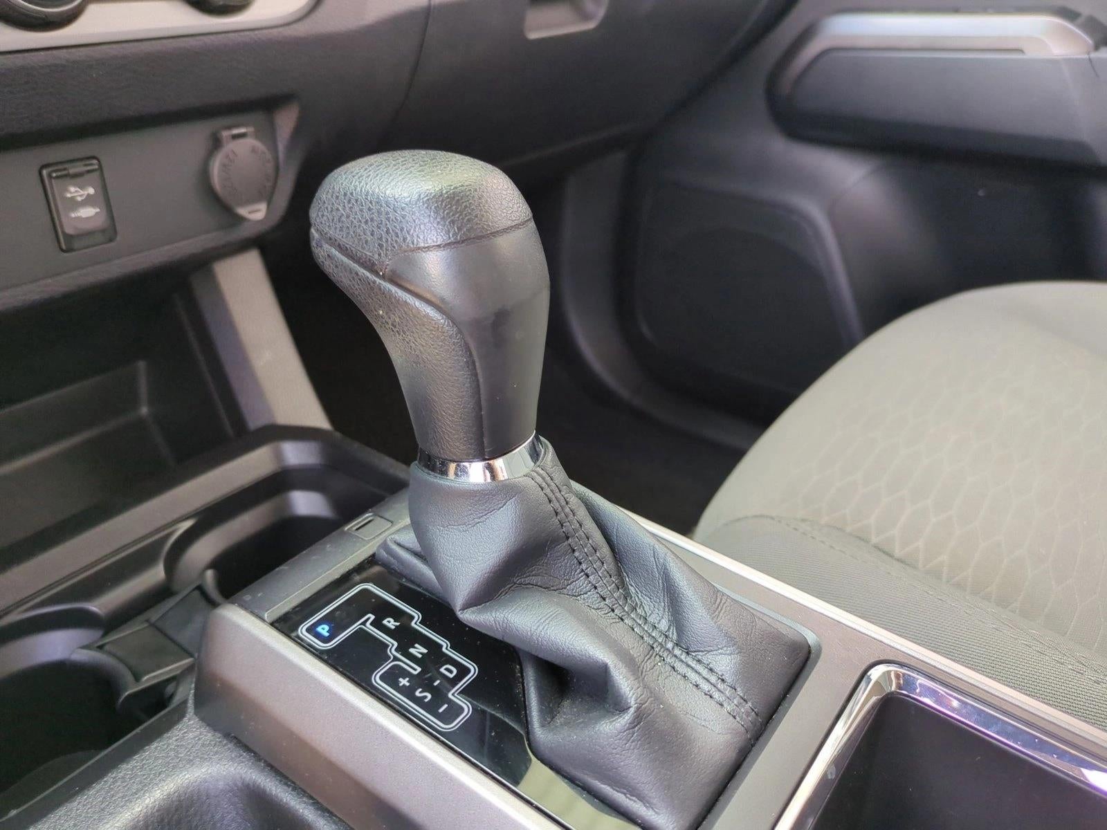 2016 Toyota Tacoma 2WD Double Cab Short Bed V6 Automatic SR5 (GS)