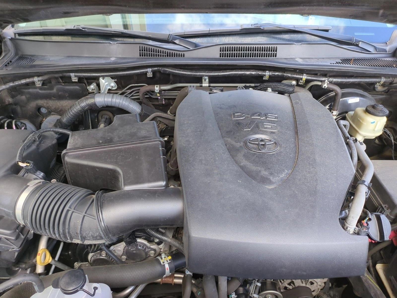 2016 Toyota Tacoma 2WD Double Cab Short Bed V6 Automatic SR5 (GS)