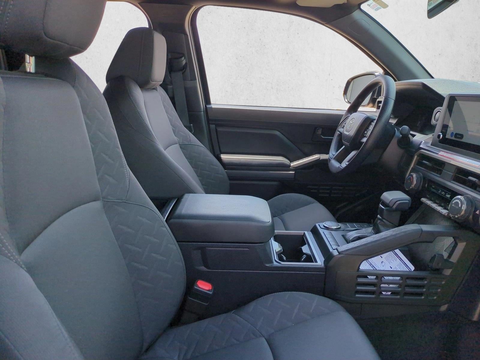 2025 Toyota Tacoma 2WD 2WD SR5 Double Cab 5' Bed AT (SE)