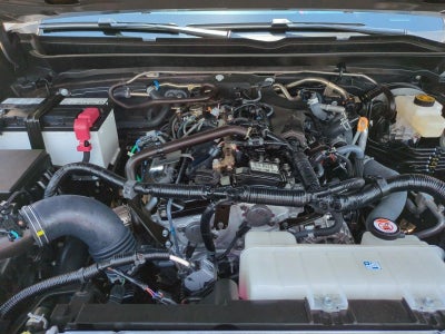 2025 Toyota Tacoma 2WD 2WD SR5 Double Cab 5' Bed AT (SE)