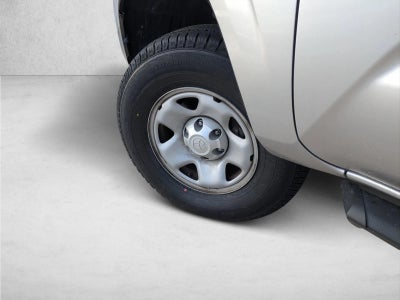 2022 Toyota Tacoma 2WD 2WD SR5 Double Cab 5' Bed I4 AT (SE)