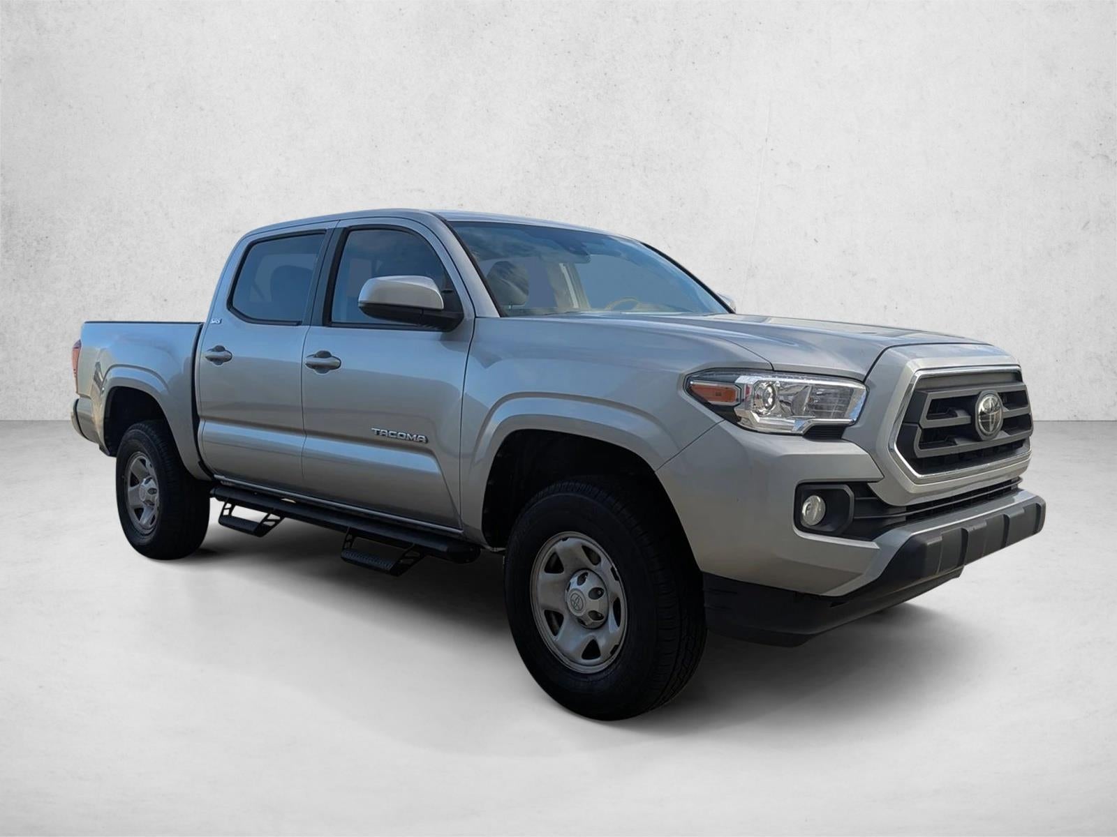 2022 Toyota Tacoma 2WD 2WD SR5 Double Cab 5' Bed I4 AT (SE)