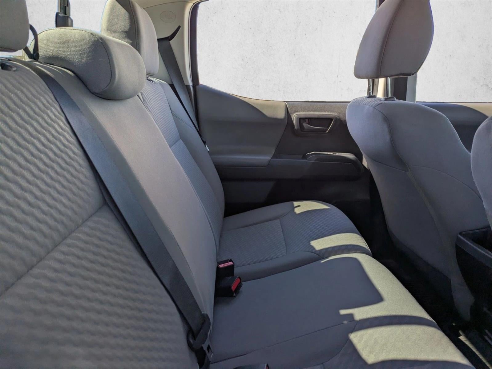 2021 Toyota Tacoma 2WD 2WD SR Double Cab 5' Bed I4 AT (GS)