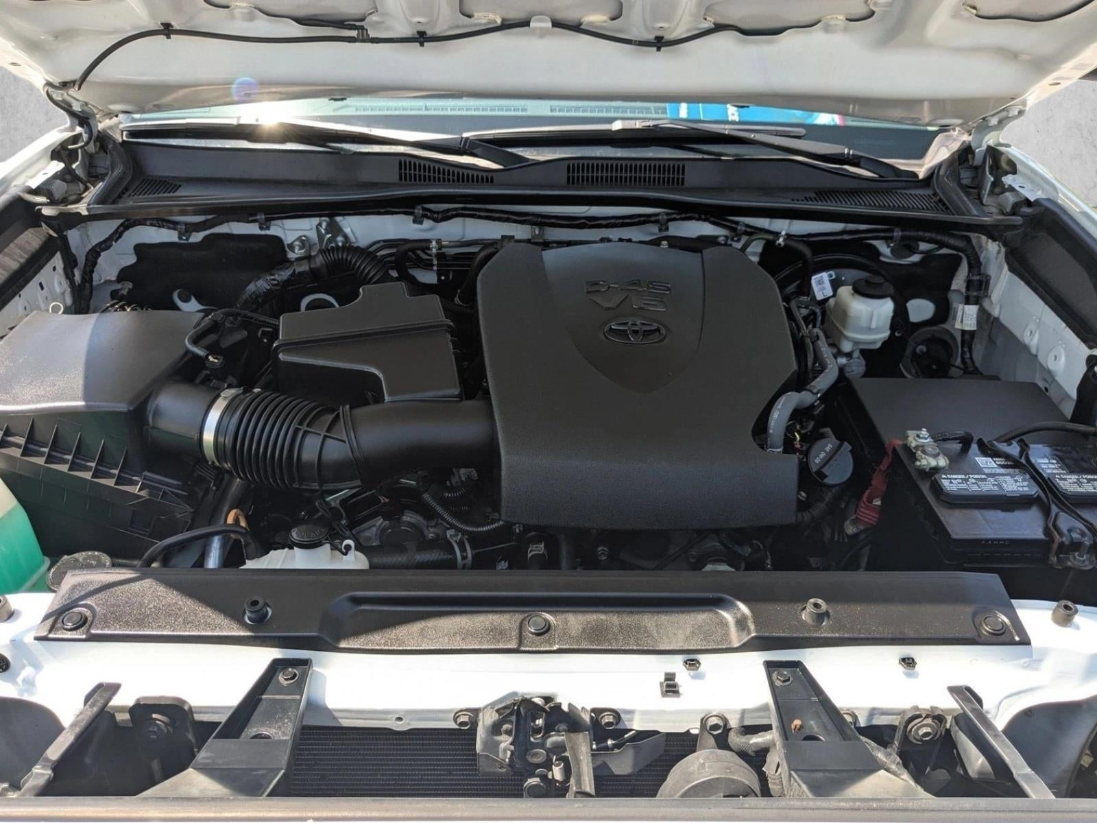 2022 Toyota Tacoma 2WD 2WD SR5 Double Cab 5' Bed V6 AT (GS)