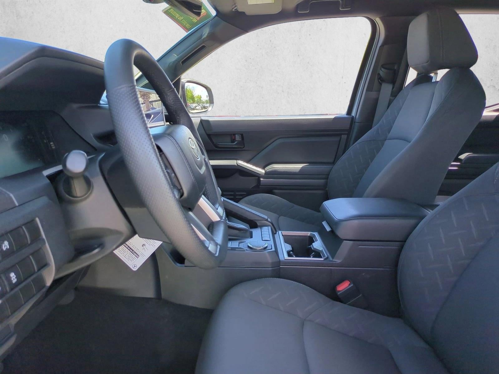 2024 Toyota Tacoma 2WD 2WD SR5 Double Cab 5' Bed AT (SE)