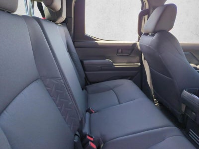 2024 Toyota Tacoma 2WD 2WD SR5 Double Cab 5' Bed AT (SE)