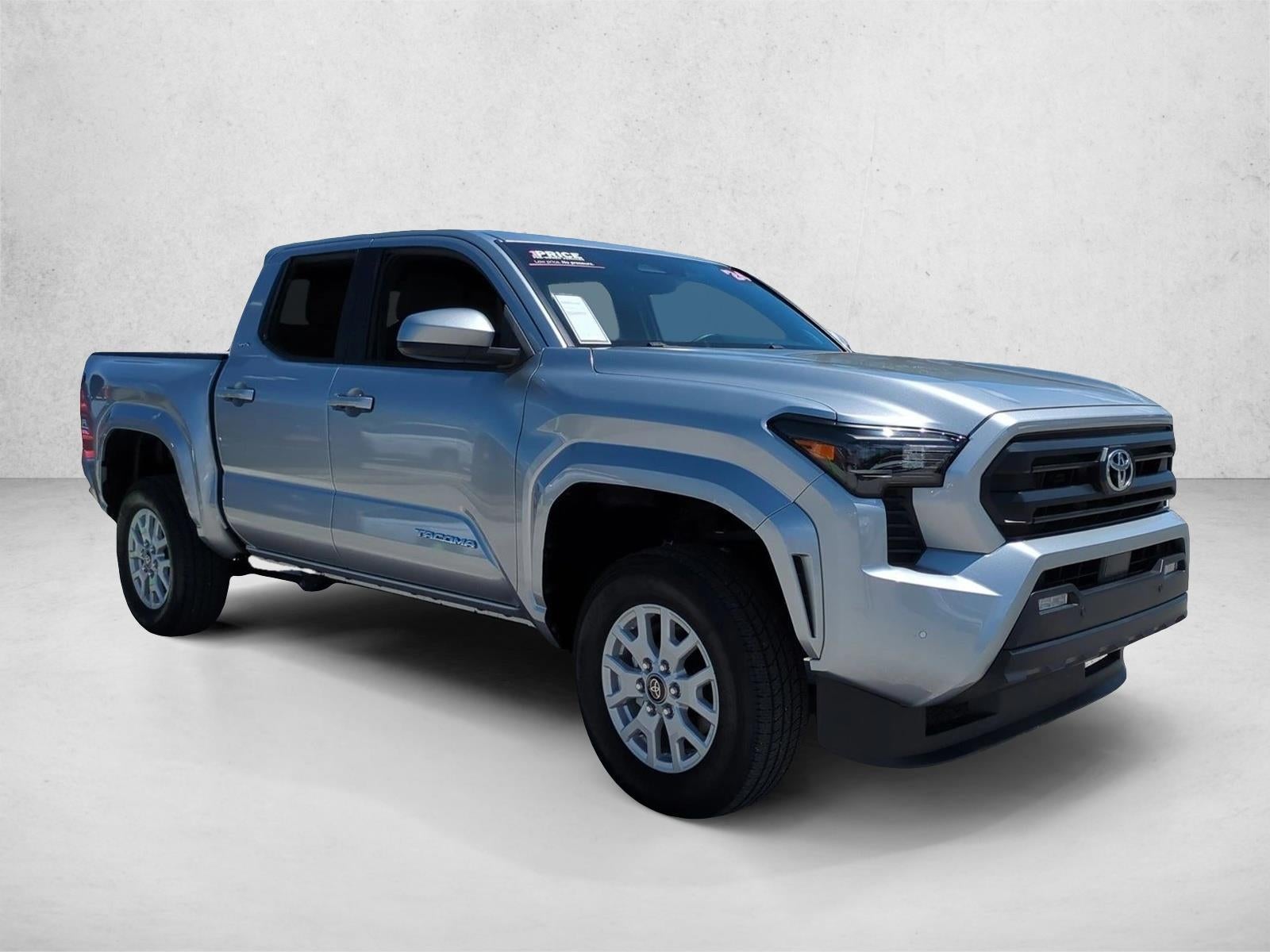 2024 Toyota Tacoma 2WD 2WD SR5 Double Cab 5' Bed AT (SE)