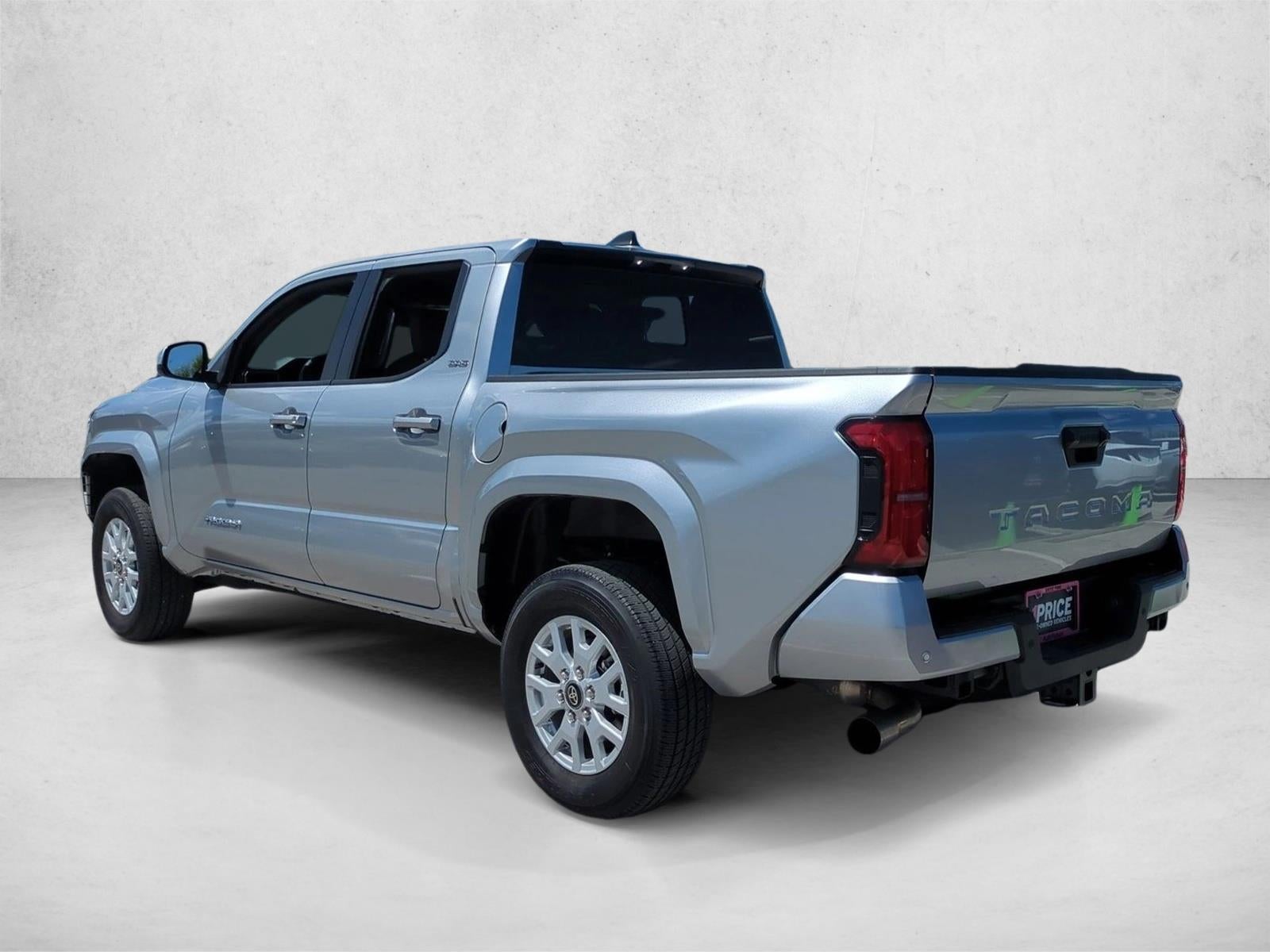 2024 Toyota Tacoma 2WD 2WD SR5 Double Cab 5' Bed AT (SE)