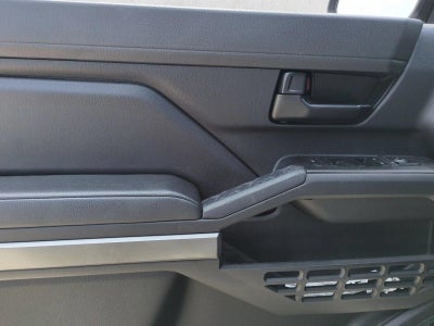 2024 Toyota Tacoma 2WD 2WD SR5 Double Cab 5' Bed AT (SE)