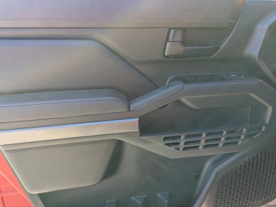 2024 Toyota Tacoma 2WD 2WD SR5 Double Cab 5' Bed AT (SE)