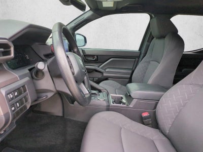2024 Toyota Tacoma 2WD 2WD SR5 Double Cab 5' Bed AT (Natl)
