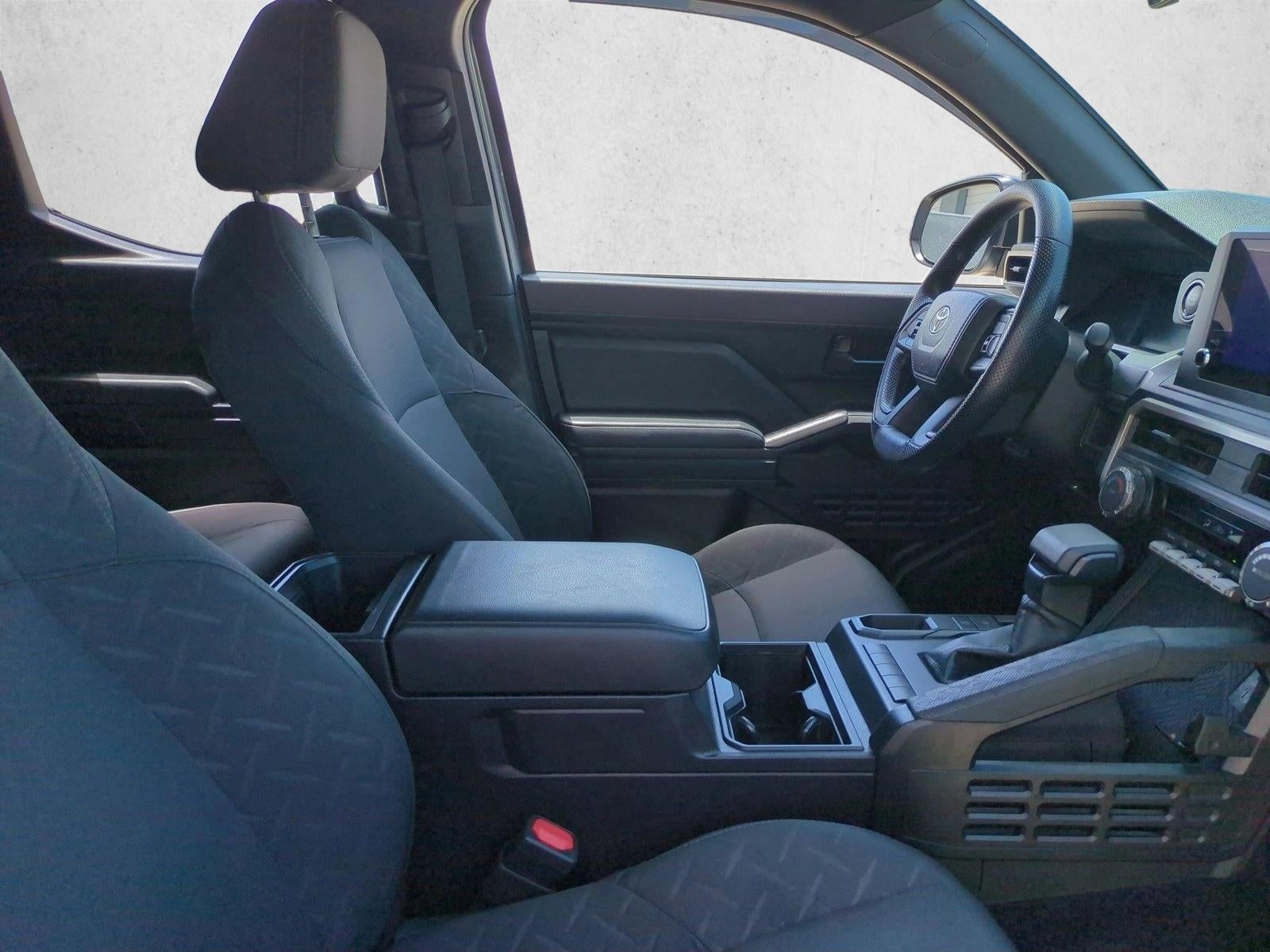 2025 Toyota Tacoma 2WD 2WD SR Double Cab 5' Bed AT (GS)