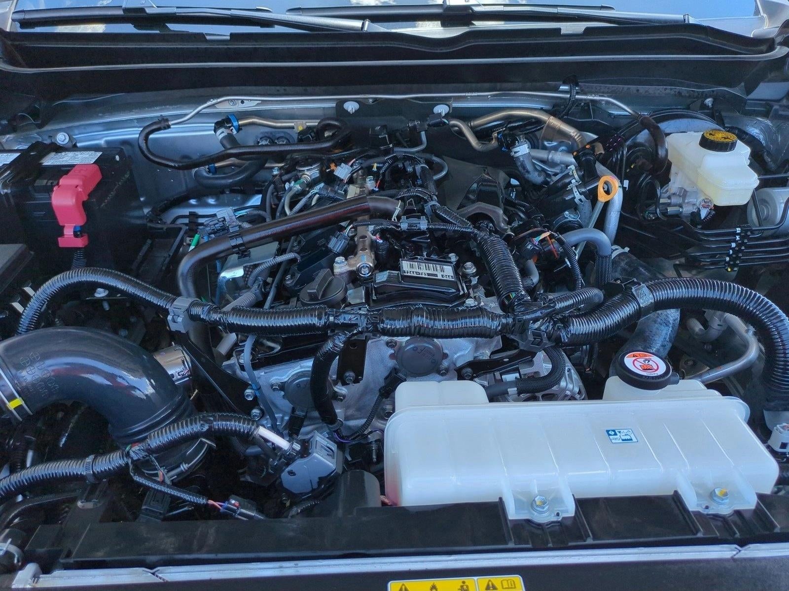 2025 Toyota Tacoma 2WD 2WD SR Double Cab 5' Bed AT (GS)