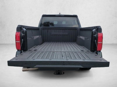 2024 Toyota Tacoma 4WD 4WD SR5 Double Cab 5' Bed AT (Natl)