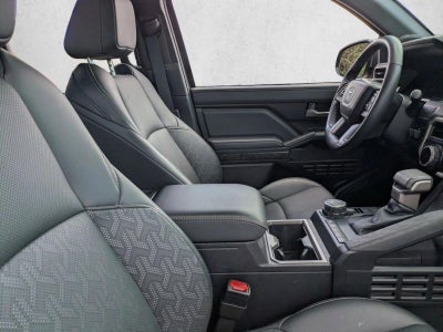 2024 Toyota Tacoma 4WD 4WD Limited Hybrid Double Cab 5' Bed AT (Natl)