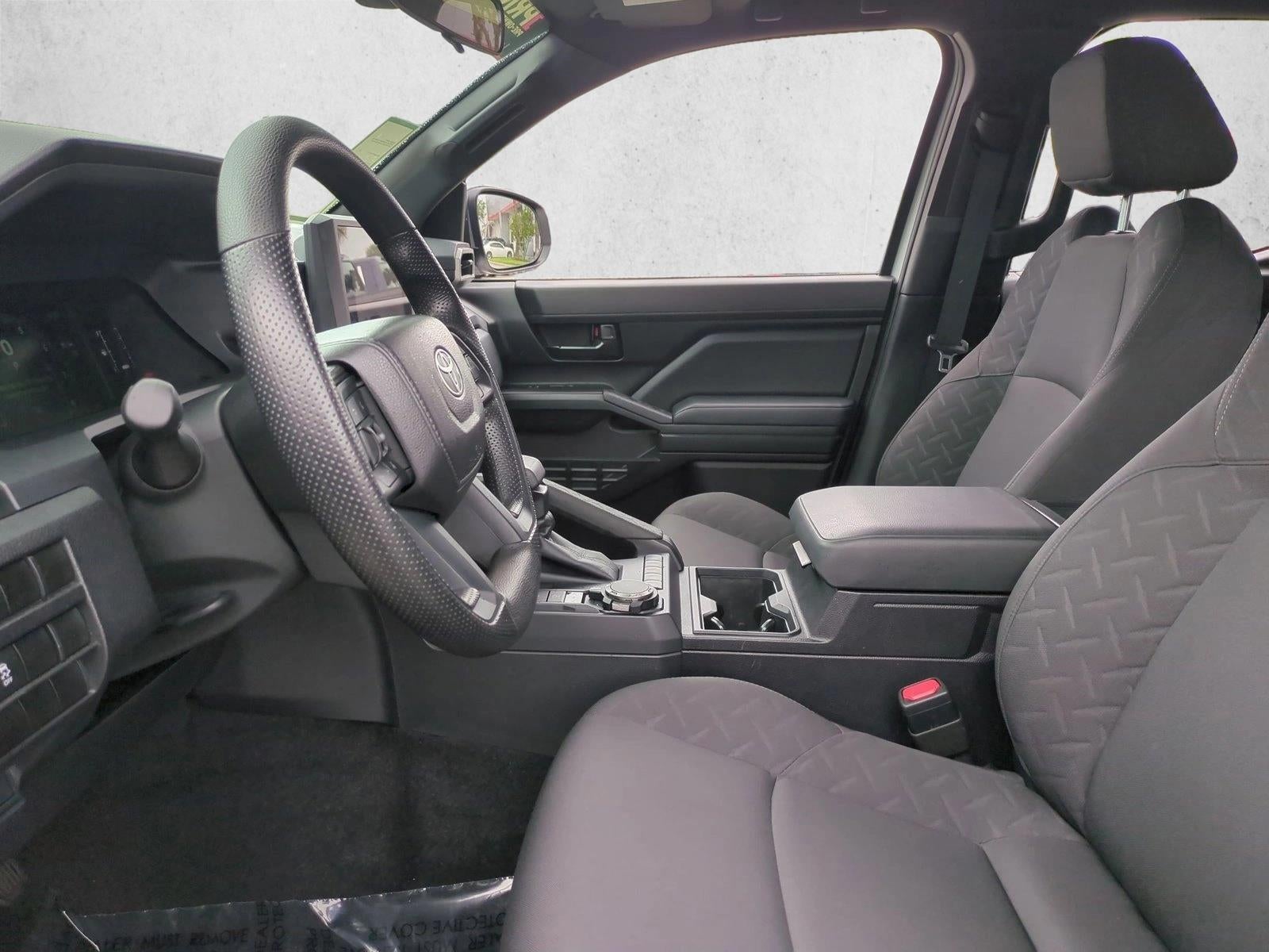 2024 Toyota Tacoma 4WD 4WD SR Double Cab 5' Bed AT (GS)