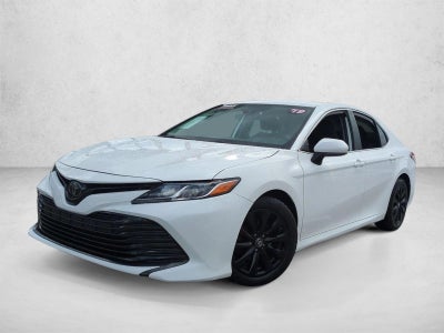 2019 Toyota Camry LE Auto (SE)