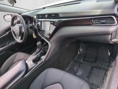 2019 Toyota Camry LE Auto (SE)