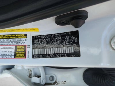 2019 Toyota Camry LE Auto (SE)