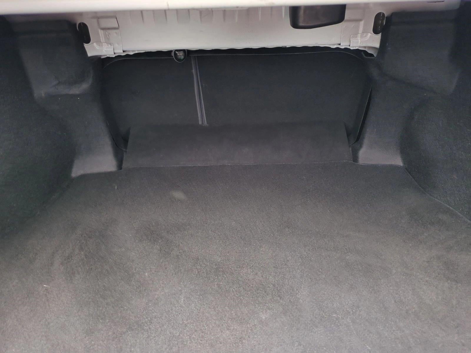 2019 Toyota Camry LE Auto (SE)