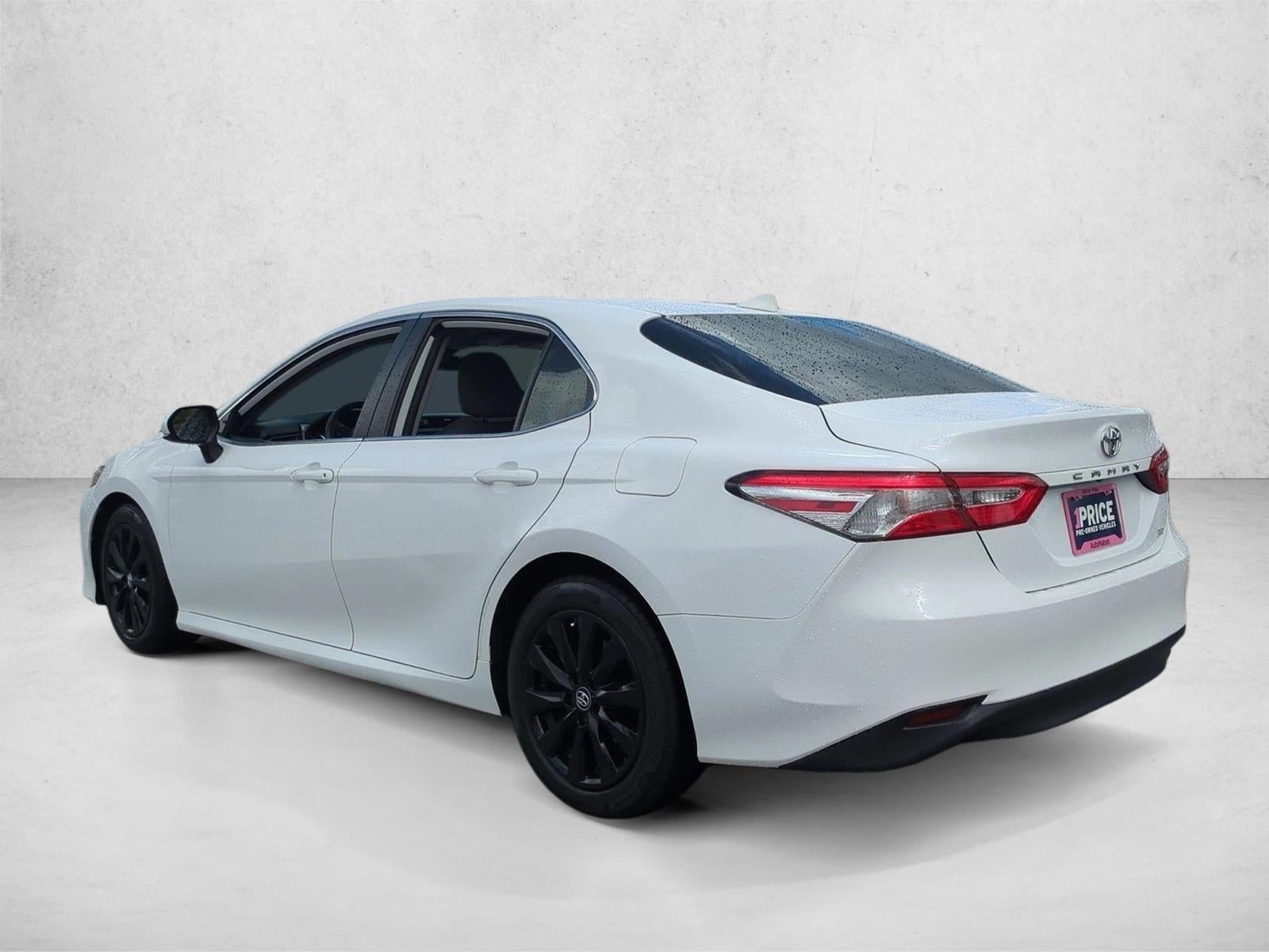 2019 Toyota Camry LE Auto (SE)