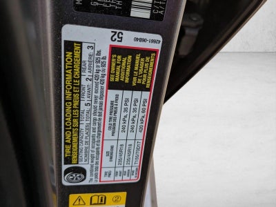 2019 Toyota Camry SE Auto (Natl)