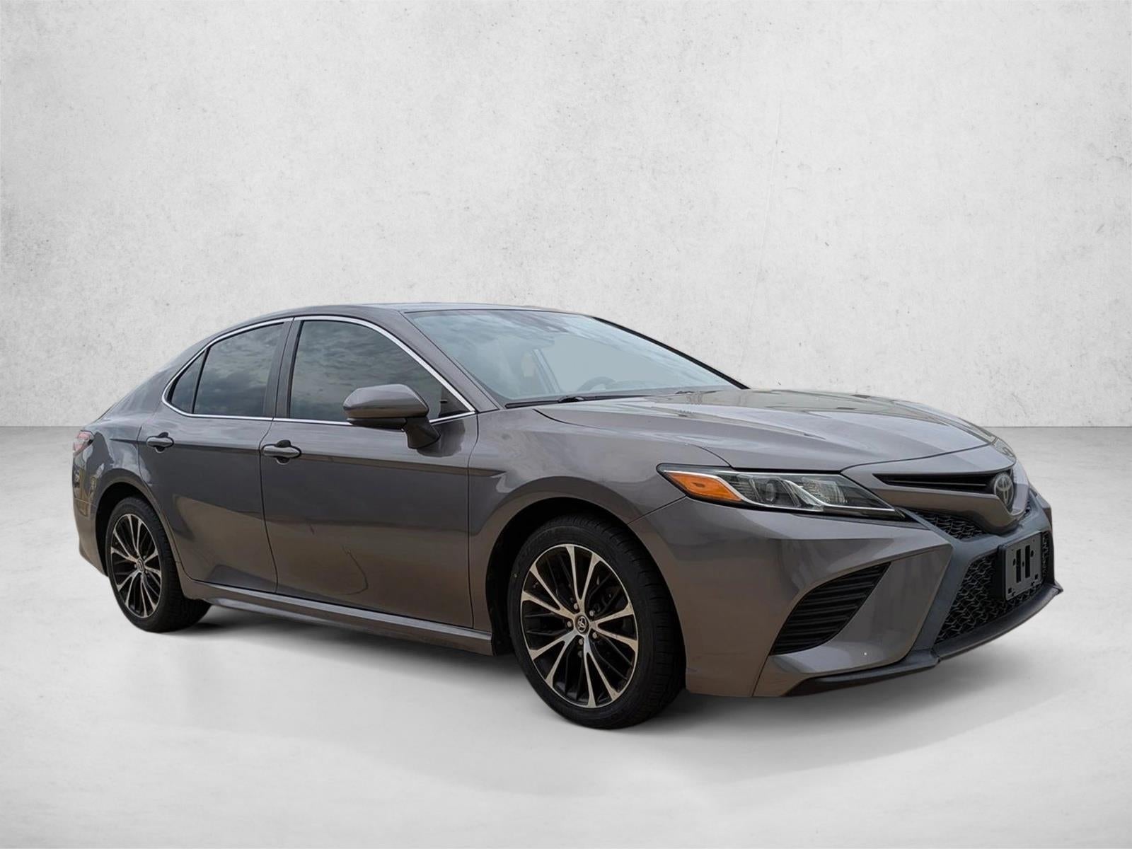 2019 Toyota Camry SE Auto (Natl)