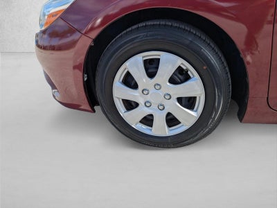 2017 Toyota Camry LE Auto (SE)