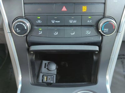 2015 Toyota Camry 4dr Sdn I4 Auto LE (SE)