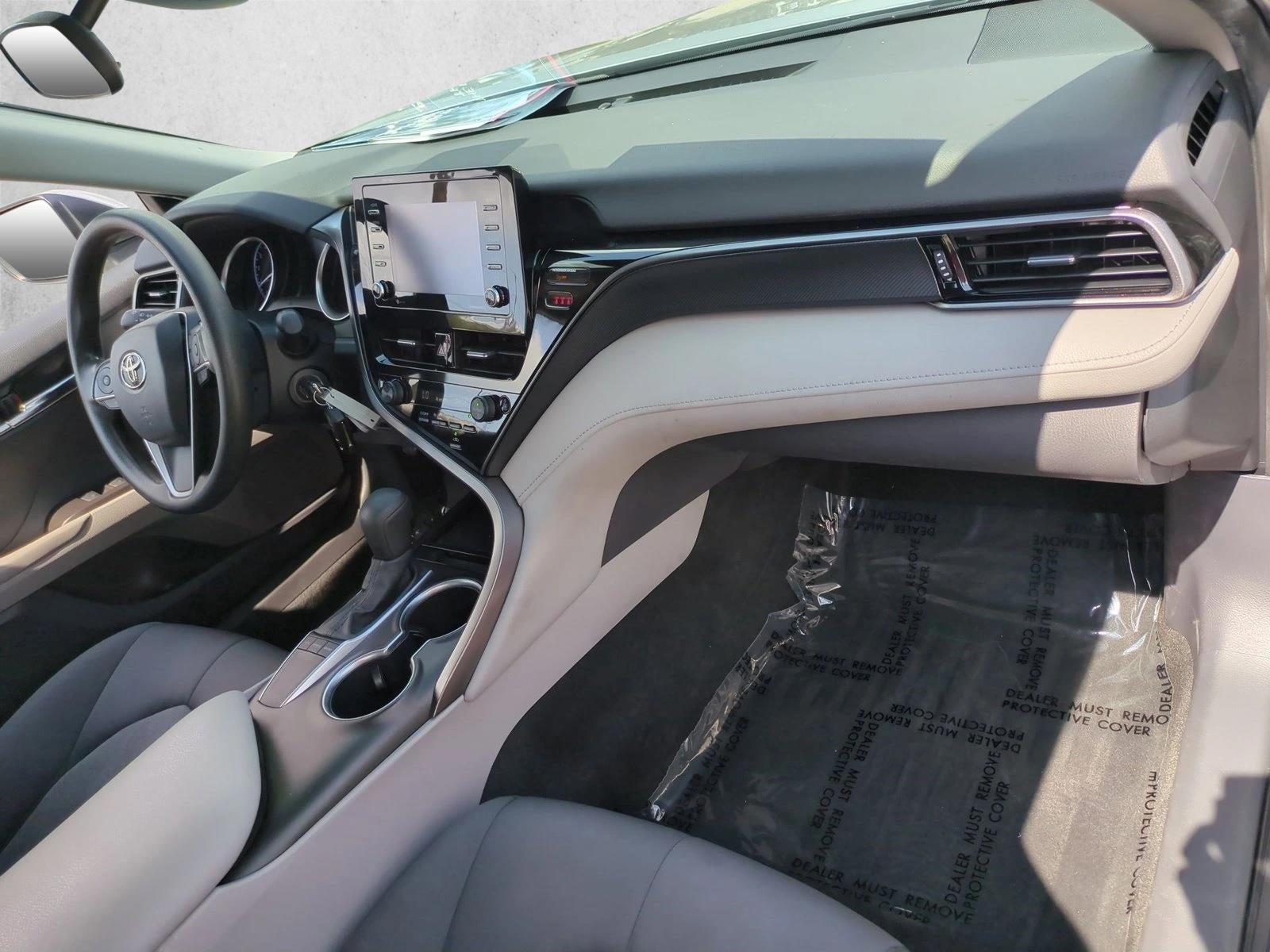 2022 Toyota Camry LE Auto (SE)