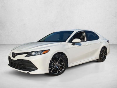 2020 Toyota Camry LE Auto (SE)