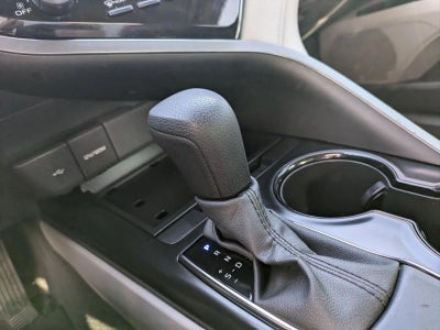 2020 Toyota Camry LE Auto (SE)