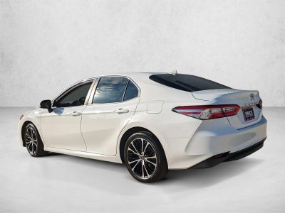2020 Toyota Camry LE Auto (SE)