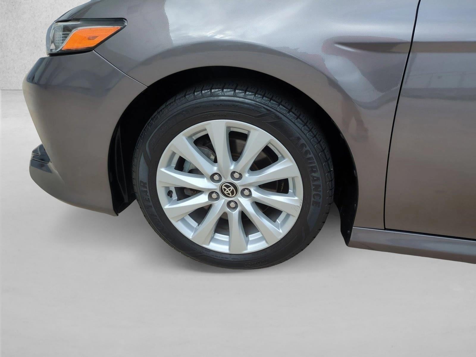 2020 Toyota Camry LE Auto (SE)