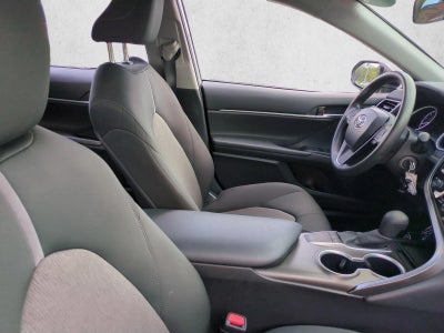 2024 Toyota Camry LE Auto (SE)