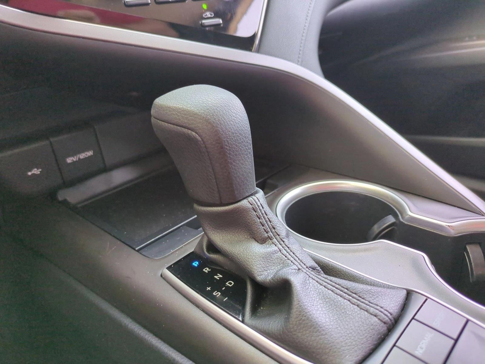 2023 Toyota Camry LE Auto (SE)