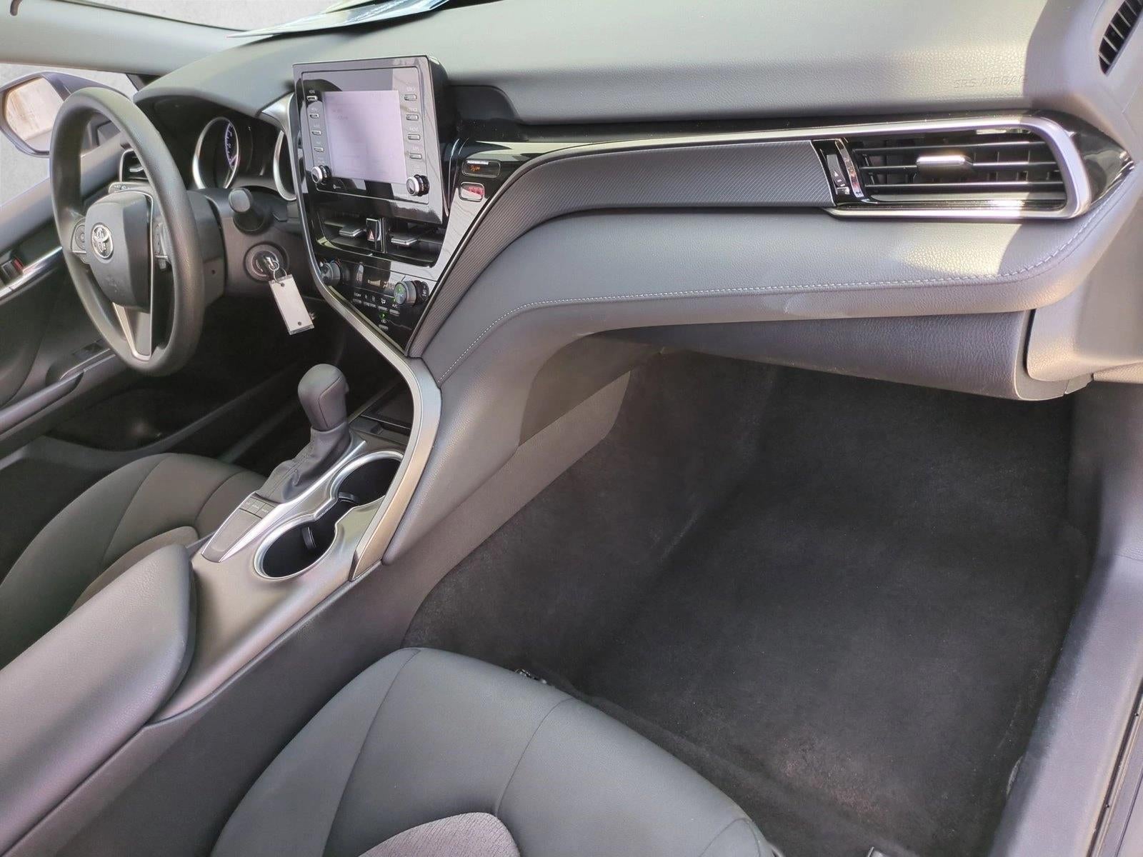 2023 Toyota Camry LE Auto (SE)