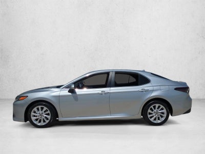 2023 Toyota Camry LE Auto (SE)