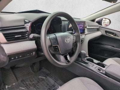 2025 Toyota Camry LE (Natl)