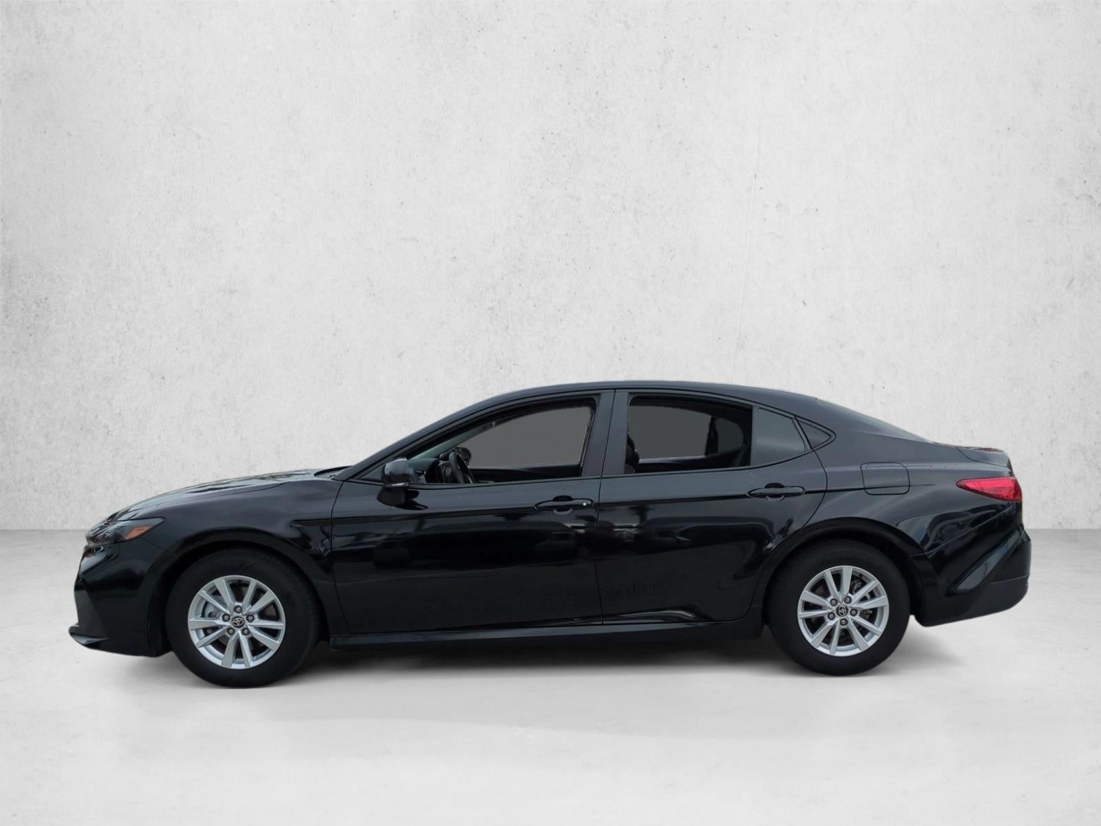 2025 Toyota Camry LE (Natl)