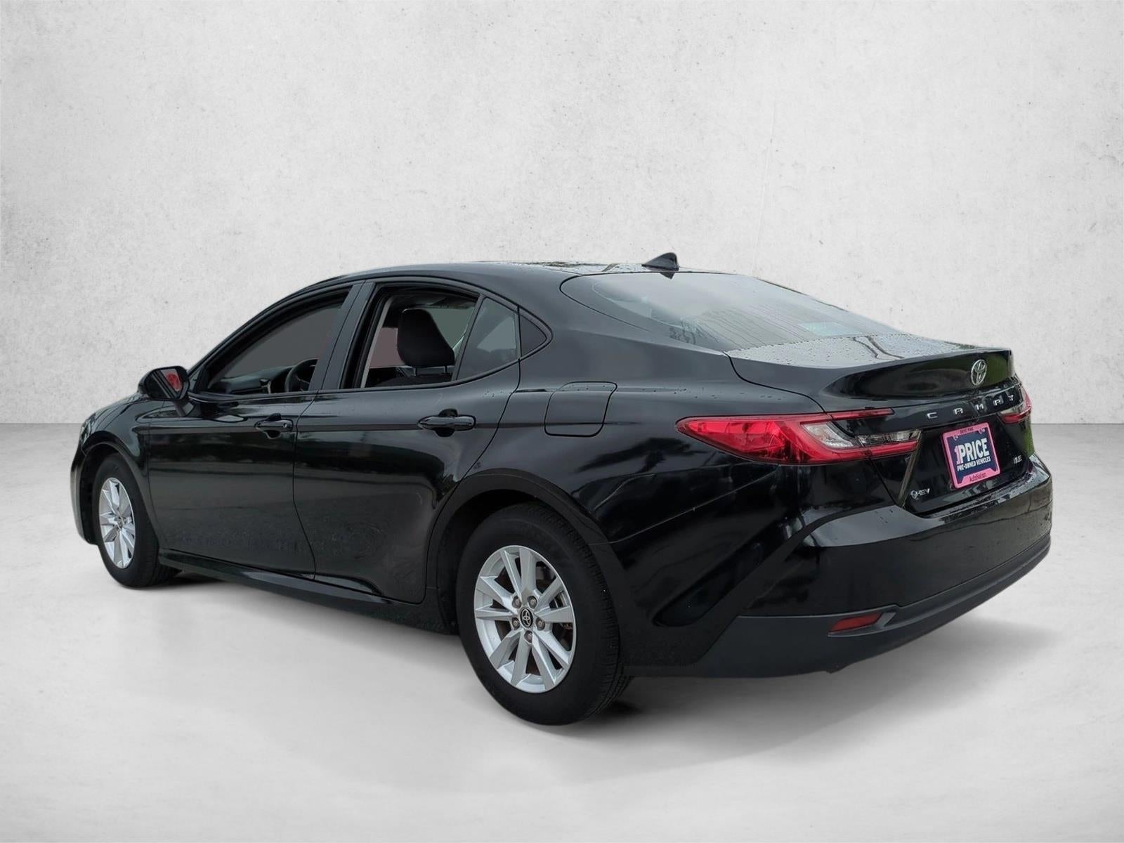 2025 Toyota Camry LE (Natl)