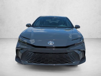 2025 Toyota Camry SE (Natl)