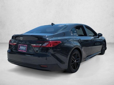 2025 Toyota Camry SE (Natl)