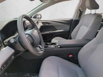 2025 Toyota Camry LE (Natl)