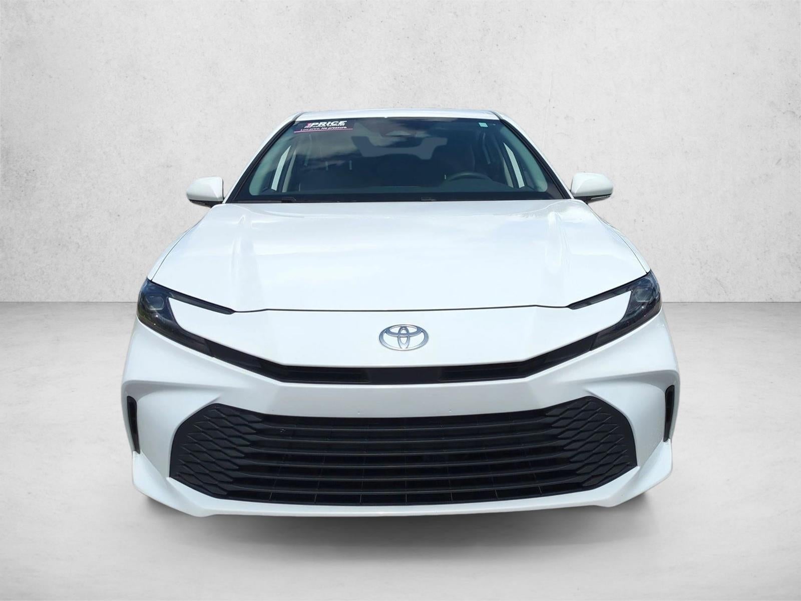 2025 Toyota Camry LE (Natl)