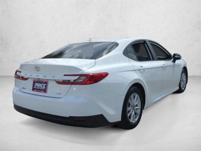 2025 Toyota Camry LE (Natl)