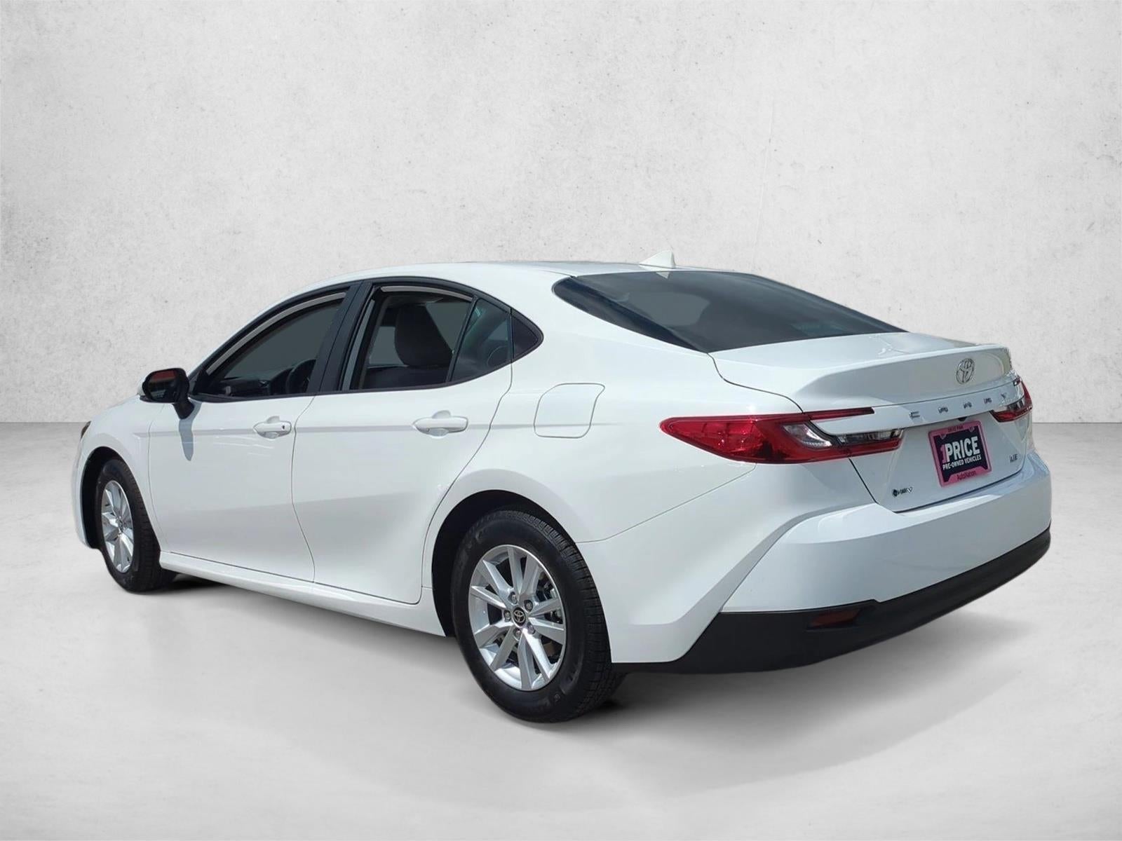 2025 Toyota Camry LE (Natl)